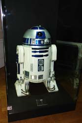 R2 D2